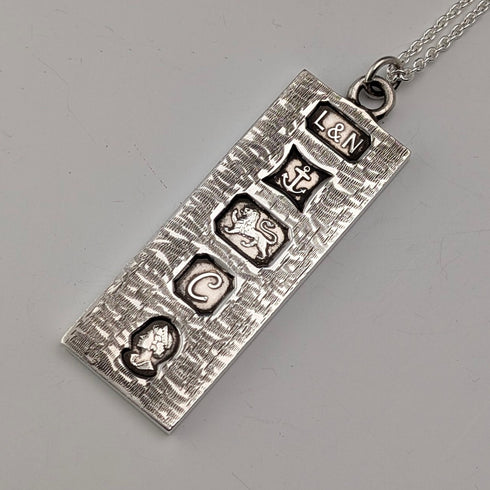 1977年 英国 純銀製 ジュビリーインゴットペンダント&純銀製チェーン 計32g L&N